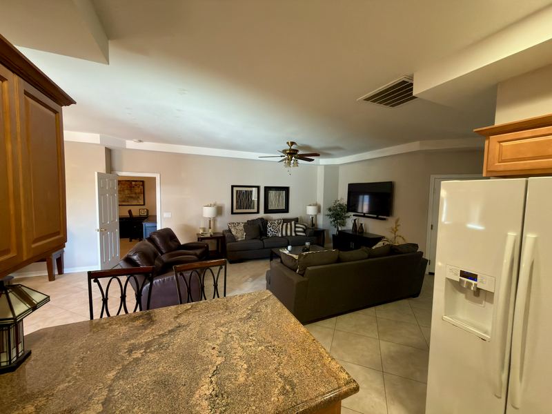 73549 Broadmoor Drive, Thousand Palms CA &mdash; photo 11 of 28
